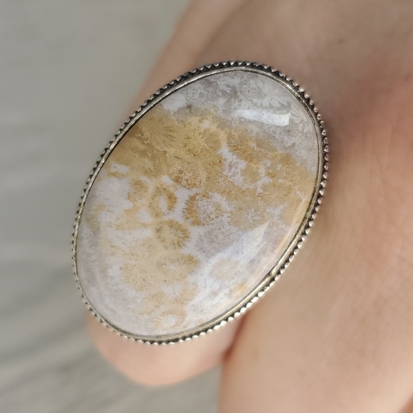 New Oversized Fossil Coral 925 Silver Ring. - Picture 4 of 15